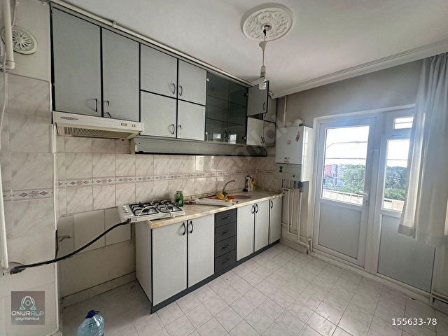 SİNCAN FATİHTE MERKEZİ KONUM ÖN CEPHE VERANDALI BALKONLU 3+1 EV