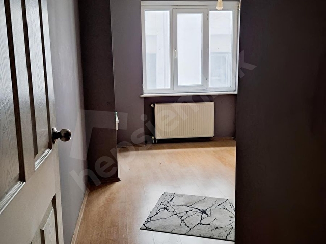 GÜZELYURT TA METROBÜSE YAKIN GENİŞ KULLANIŞLI 1+1 DAİRE - Görsel 6