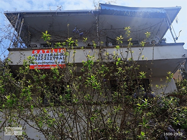 Kanlıcada Boğaz Manzaralı müstakil villa.