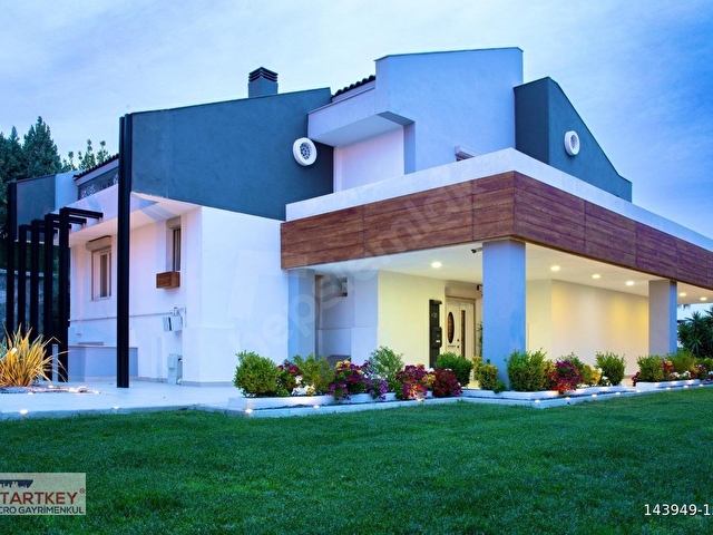 Sığacık Konaklarında Çok Acil Müstakil Havuzlu, Süper Villa - Görsel 11