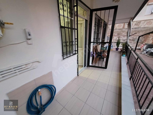 ESENTEPEDE 130 m2 3+1 DOĞAL GAZLI YÜKSEK GİRİŞ DAİRE - Görsel 4