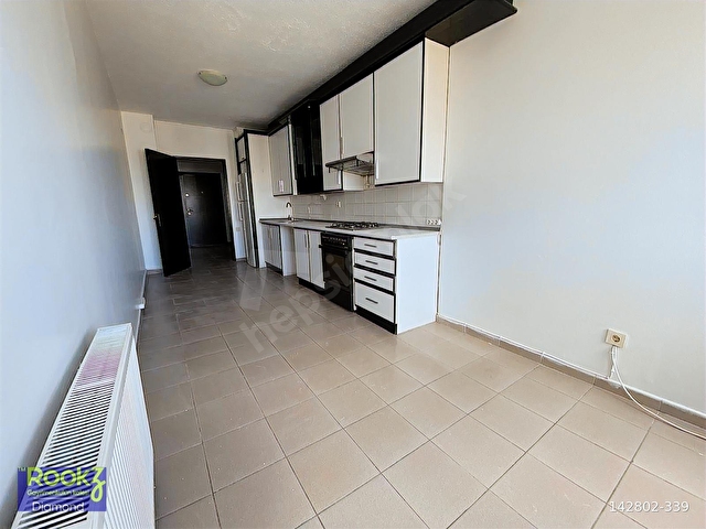 Mavişehir Selçuk Blokları Manzaralı Ferah Satılık 3 + 1 Daire - Görsel 12