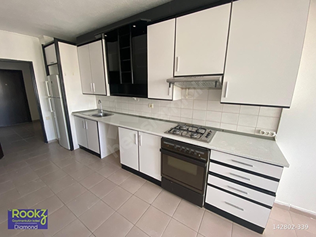 Mavişehir Selçuk Blokları Manzaralı Ferah Satılık 3 + 1 Daire - Görsel 11