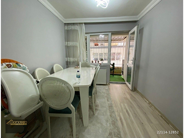AKARSU EMLAKTAN SOKULLU CADDESİ YAKINI BAHÇE KULLANIMLI YAPILI 2+1 KOMBİLİ BALKONLU ISIYALITIMLI - Görsel 12