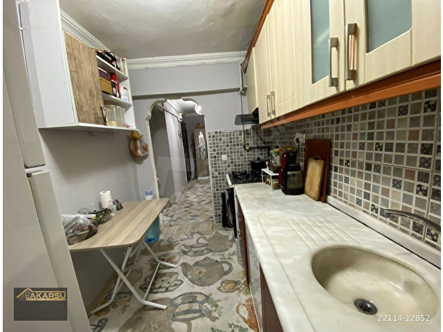 AKARSU EMLAKTAN SOKULLU CADDESİ YAKINI BAHÇE KULLANIMLI YAPILI 2+1 KOMBİLİ BALKONLU ISIYALITIMLI - Görsel 2