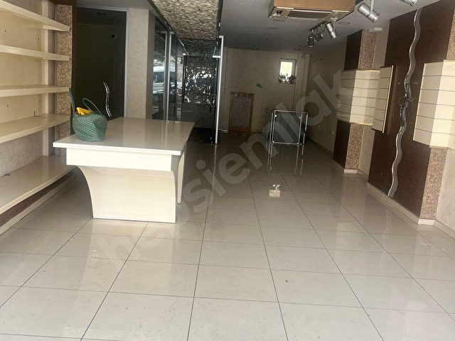 ŞİŞLİ,ABIDE-I HÜRRİYET CADD. ÜZERİNDE GENİŞ CEPHELİ SATIlLIK DÜKKAN - Görsel 4