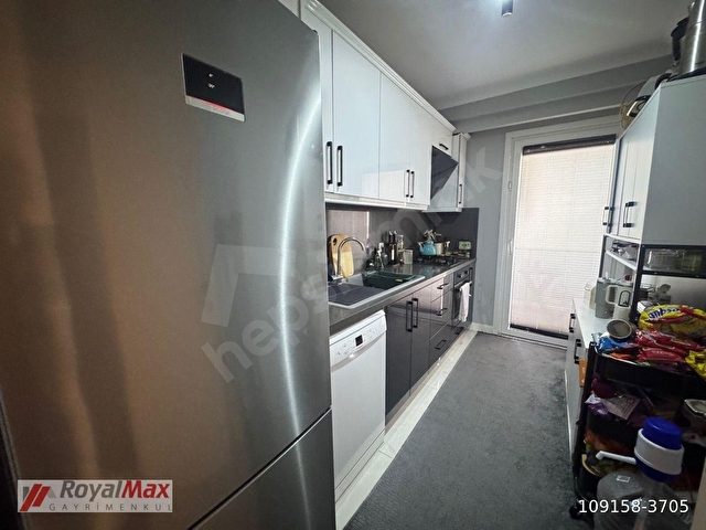 ROYALMAXDAN SİTEDE METRO TRAMWAY YAKINI 2+1 80 M² 1 KAT DAİRE - Görsel 15