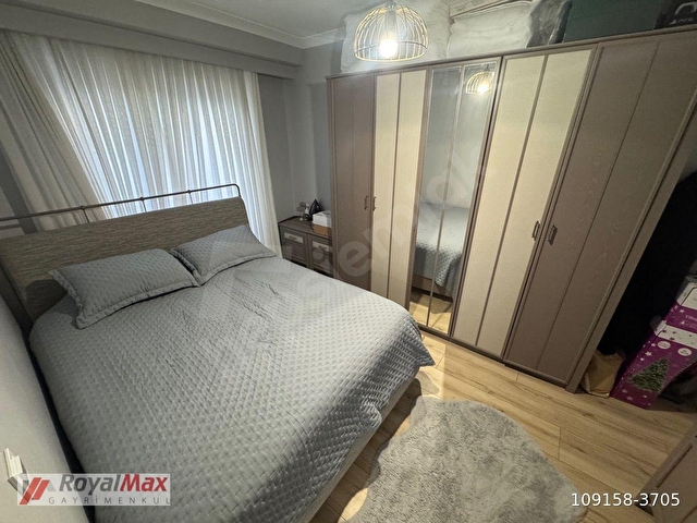 ROYALMAXDAN SİTEDE METRO TRAMWAY YAKINI 2+1 80 M² 1 KAT DAİRE - Görsel 24