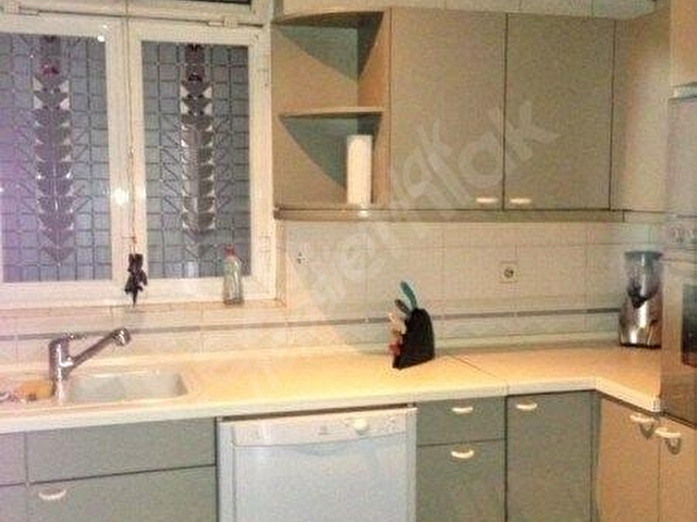 Bosphorus View Furnished Apartment for Rent in Gümüşsuyu - Görsel 21