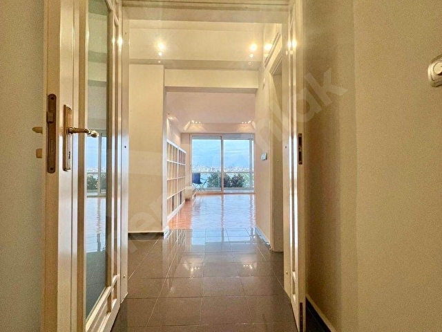 Bosphorus View Furnished Apartment for Rent in Gümüşsuyu - Görsel 13