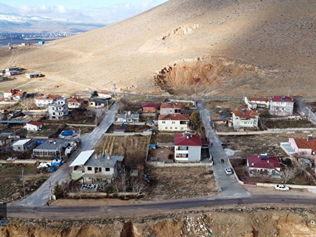 *NİĞDE-MERKEZ_SAZLICA YENİ_ANA YOL CEP_522 M2_SATILIK KÖŞE ARSA_ - Görsel 17