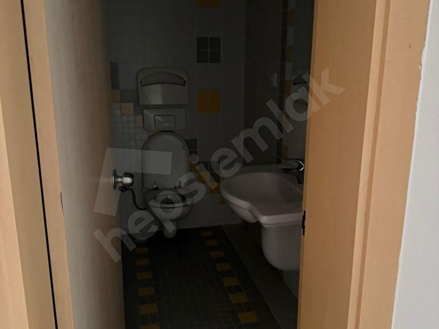 Alsancak Aksoy İş Hanında Tam Kat  Kiralık Ofis - Görsel 8