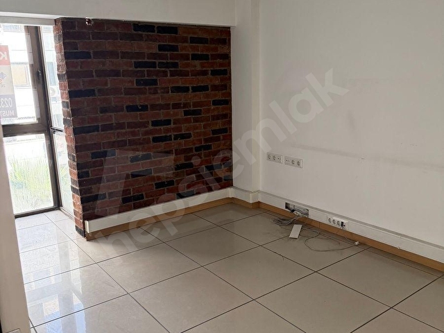 Alsancak Aksoy İş Hanında Tam Kat  Kiralık Ofis - Görsel 3