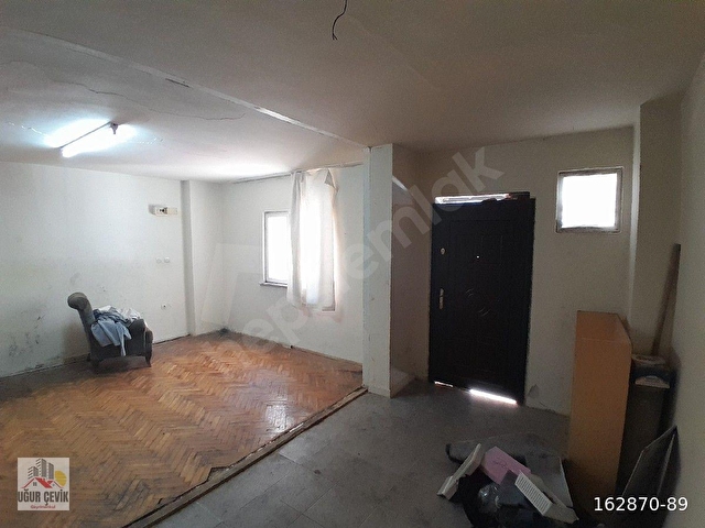 Satılık Sancaktepe 1+1 75m² Girişkat