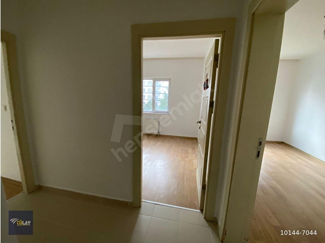 YAPRACIK TOKİ SATILIK 3+1 DAİRE MERKEZİ KONUMDA BAKIMLI TÜLAYDAN - Görsel 6