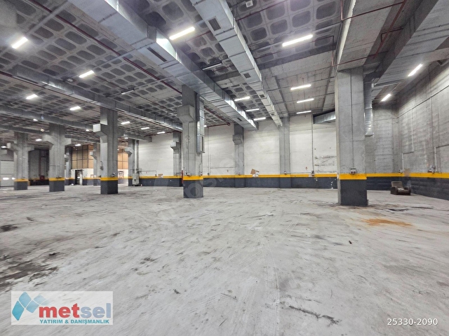 metsel AKÇABURGAZ SANAYİ 3600 m2 YÜKSEK TAVANLI DÜZ GİRİŞ İŞYERİ - Görsel 16