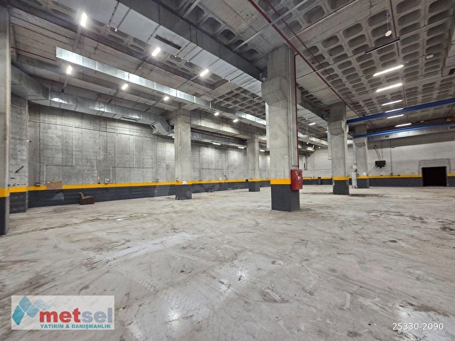 metsel AKÇABURGAZ SANAYİ 3600 m2 YÜKSEK TAVANLI DÜZ GİRİŞ İŞYERİ - Görsel 19