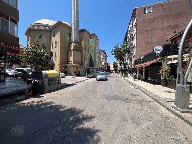 İSTANBUL CADDESİ ÜZERİ (98 M2(ARTI ÇIKMA ALANI) SATILIK DÜKKAN - Görsel 15