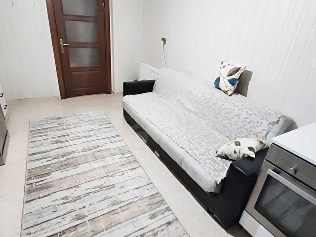 CADDE ÜZERİ ASANSÖRLÜ ULAŞIM YAKIN YENİ BİNADA KİRALIK 3+1 DAİRE - Görsel 8