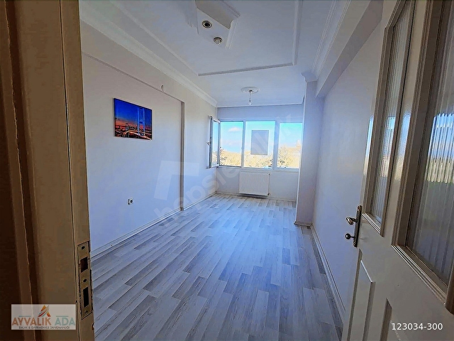 AYVALIK ADA EMLAKTAN ALİÇETİNKAYA MAHALLESİNDE KİRALIK DAİRE - Görsel 4