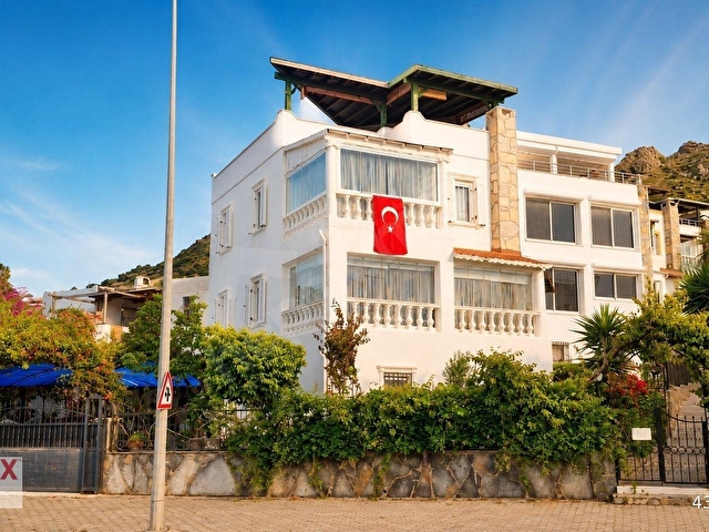 Bodrum Turgutreis Havuzlu Site Deniz Manzaralı Satılık Villa