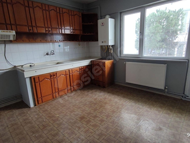 STM EMLAKTAN 600 EVLER MAHALLESİNDE KİRALIK ARA KAT 2+1 DAİRE - Görsel 13