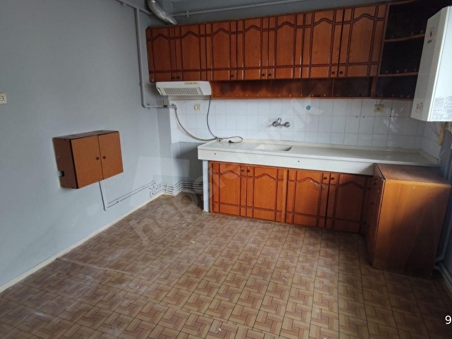 STM EMLAKTAN 600 EVLER MAHALLESİNDE KİRALIK ARA KAT 2+1 DAİRE - Görsel 14