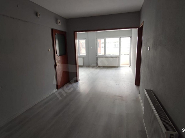 STM EMLAKTAN 600 EVLER MAHALLESİNDE KİRALIK ARA KAT 2+1 DAİRE - Görsel 6