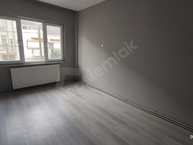 STM EMLAKTAN 600 EVLER MAHALLESİNDE KİRALIK ARA KAT 2+1 DAİRE - Görsel 23