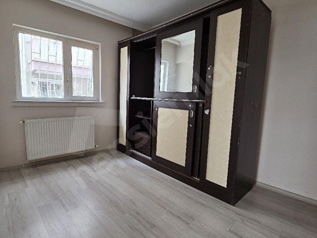 ANKARA SİNCAN MAREŞALDA 2+1 BAHÇE KATI SATILIK DAİRE - Görsel 12