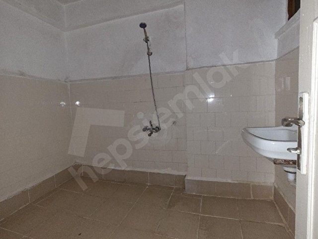 ANKARA SİNCAN MAREŞALDA 2+1 BAHÇE KATI SATILIK DAİRE - Görsel 18