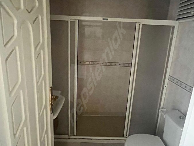 ALAGÖZ EMLAKDAN GÜNEYKENT MAHALLESİNDE KİRALIK 3+1 TRAMWAYA YÜRÜME MESAFESİNDE - Görsel 8