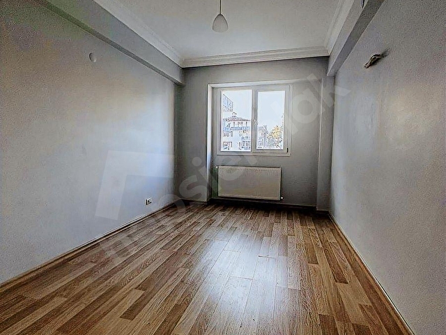 Kuşadası Şahan Sitesinde 3+1 Geniş ve Doğalgazlı Daire - Görsel 14