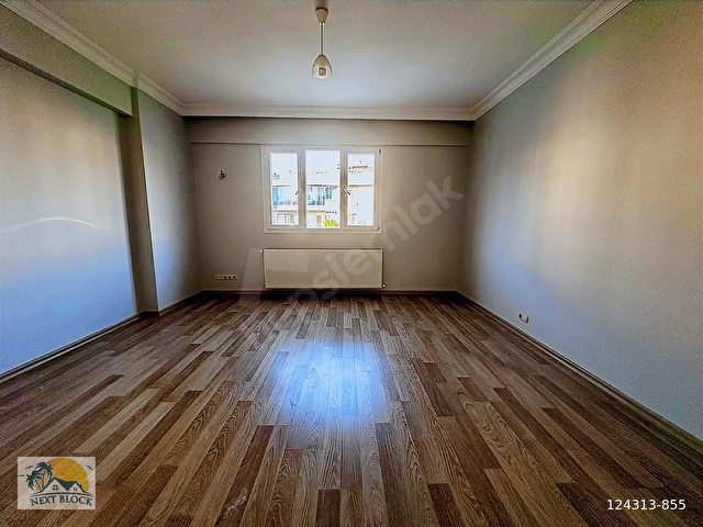 Kuşadası Şahan Sitesinde 3+1 Geniş ve Doğalgazlı Daire - Görsel 13