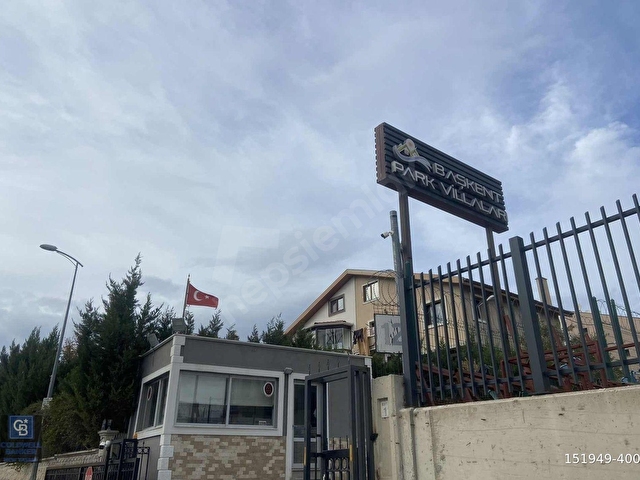 PARK CADDESİNDE BAŞKENT PARK VİLLALARI YAPILI MASRAFSIZ 6+1