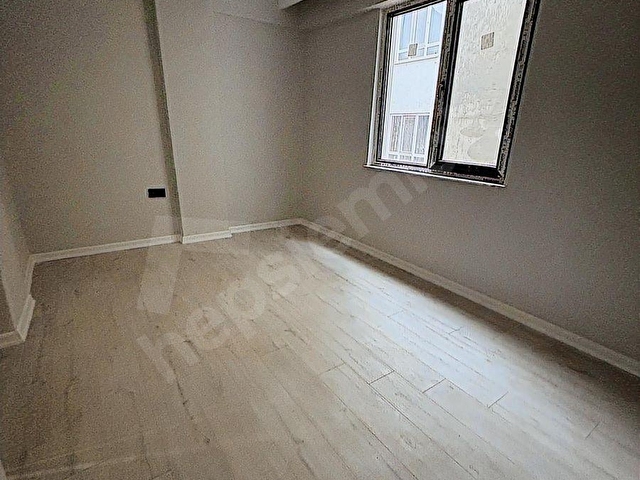 ESTORIADAN ÜNİVERSİTE YAKINI ARA KAT BALKONLU 1+1 SIFIR DAİRE - Görsel 10