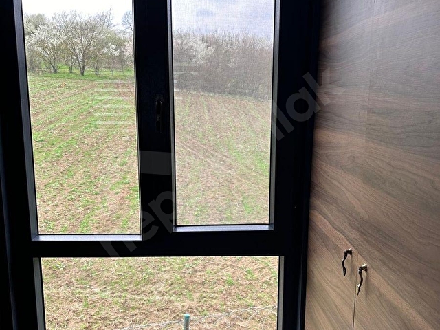 DOĞA İÇİNDE TAM DONANIMLI AHŞAP VİLLA YAZ KIŞ OTURUMA HAZIR - Görsel 26