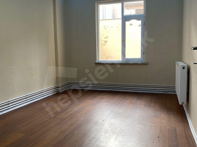 KISMETİM EMLAKTAN SALI PAZARI ÜST SOKAĞINDA SGK YOLU-3+1-120-M2-DÜZ GİRİŞ SATILIK DAİRE-2.499.000-TL - Görsel 14