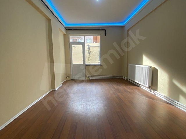 KISMETİM EMLAKTAN SALI PAZARI ÜST SOKAĞINDA SGK YOLU-3+1-120-M2-DÜZ GİRİŞ SATILIK DAİRE-2.499.000-TL - Görsel 16