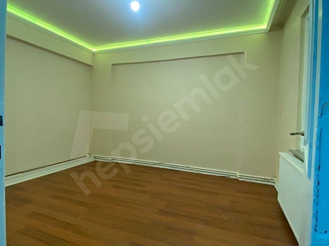 KISMETİM EMLAKTAN SALI PAZARI ÜST SOKAĞINDA SGK YOLU-3+1-120-M2-DÜZ GİRİŞ SATILIK DAİRE-2.499.000-TL - Görsel 23
