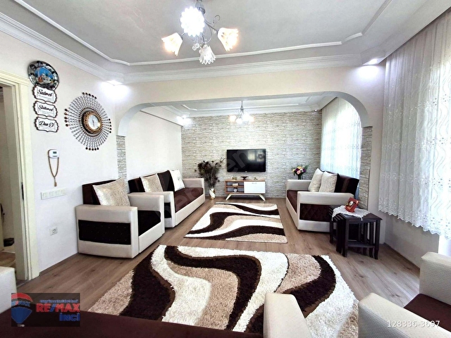 RE/MAX İNCİDEN KUVAYİ MİLLİYE MAHALLESİNDE SATILIK 4+2 MÜSTAKİL EV - Görsel 4