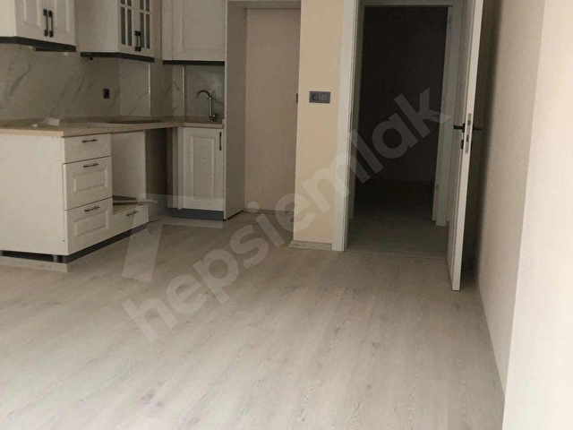 MANİSA MURADİYE MAH.2+1 ARA KAT İSTASYON CİV. SATILIK DAİRE - Görsel 3