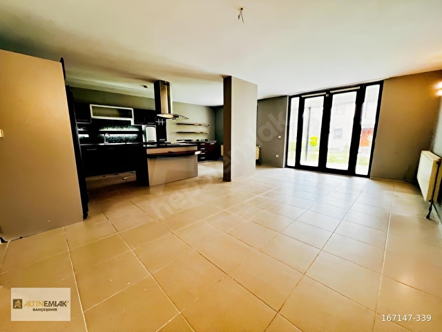 BAHÇEŞEHİR BOĞAZKÖYDE SATILIK VİLLA - Görsel 28
