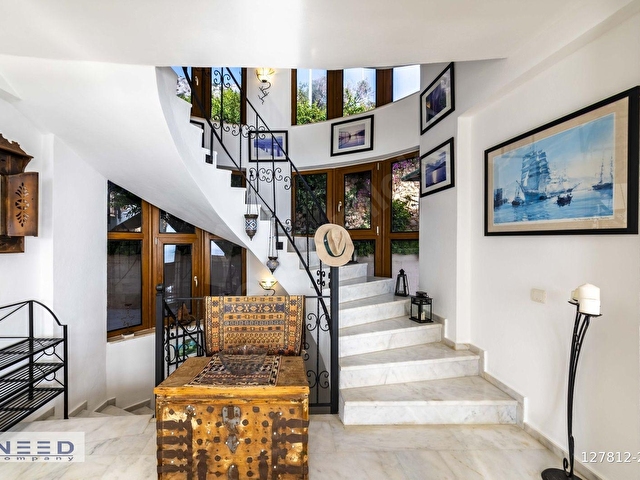 HARİKA LOKASYONUNDA 4+1 VILLA - Görsel 16