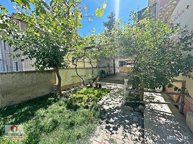 NAZAR EMLAK DAN 4+1 2 KATLI 345m² CAM BALKONLU OTOPARKLI BAHÇELİ - Görsel 8