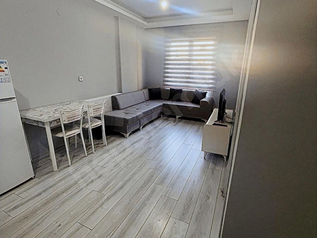 GÖRÜKLE MERKEZDE GENİŞ 2+1 TEMİZ EŞYALI KİRALIK DAİRE - Görsel 11