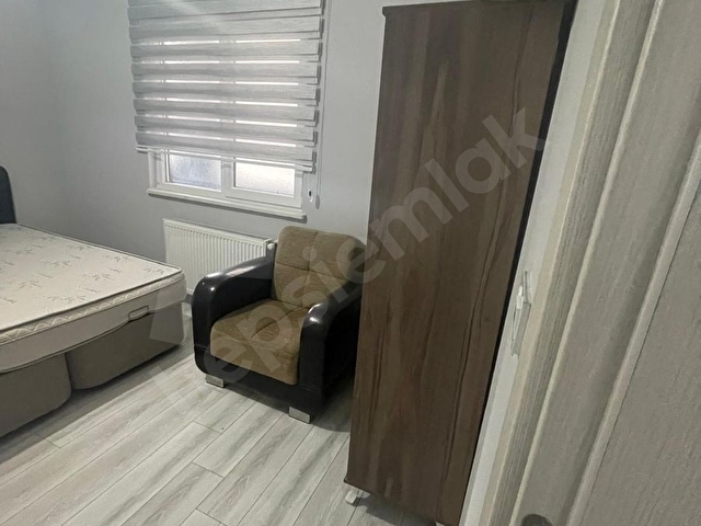GÖRÜKLE MERKEZDE GENİŞ 2+1 TEMİZ EŞYALI KİRALIK DAİRE - Görsel 14
