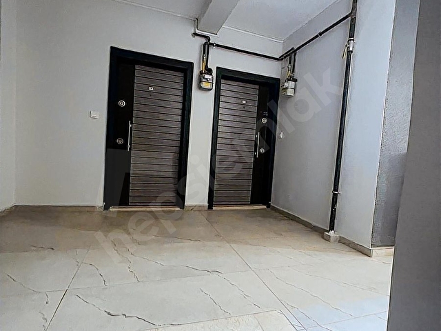 GÖRÜKLE MERKEZDE GENİŞ 2+1 TEMİZ EŞYALI KİRALIK DAİRE - Görsel 23