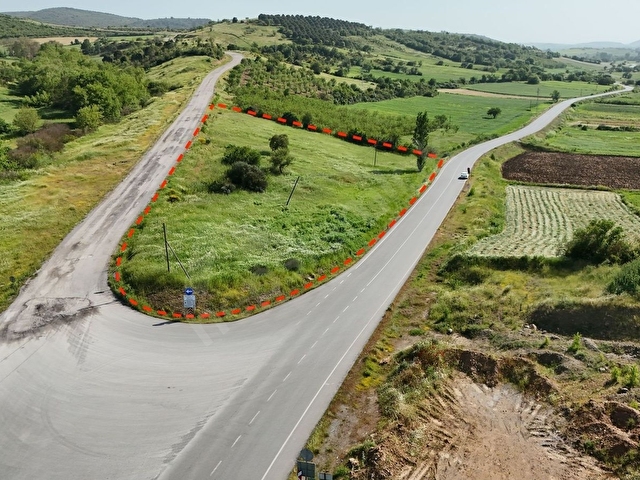 MARMARADAN BEKTAŞLARDA ASFALT YOL CEPHELİ SATILIK 9293M2 TARLA - Görsel 9