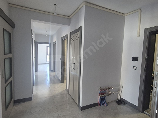 ÖZYÜRÜK TOKİ DC-5 ETAP KAT 5 3+1 DAİRE KİRALIKTIR - Görsel 4